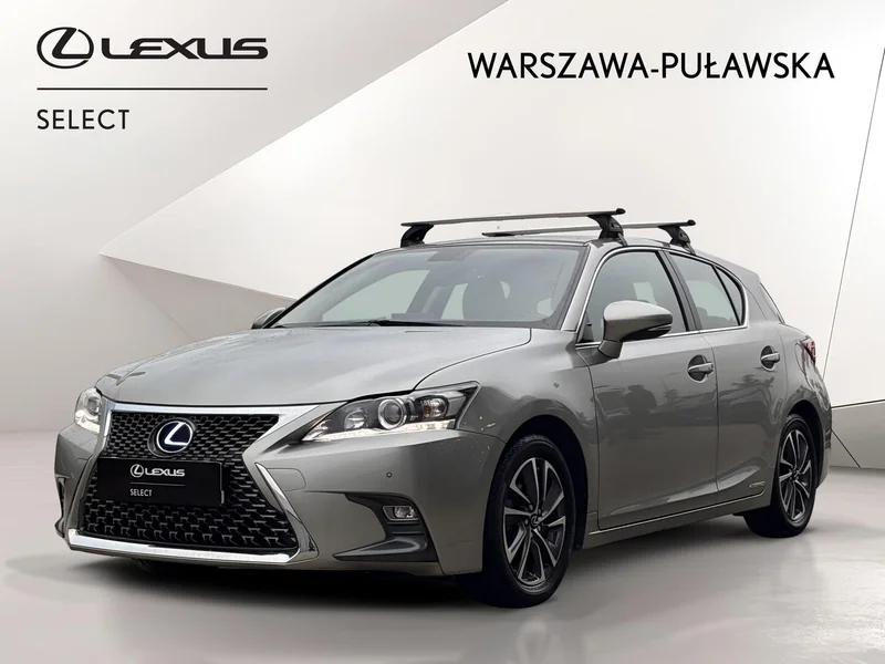 Lexus CT — front left